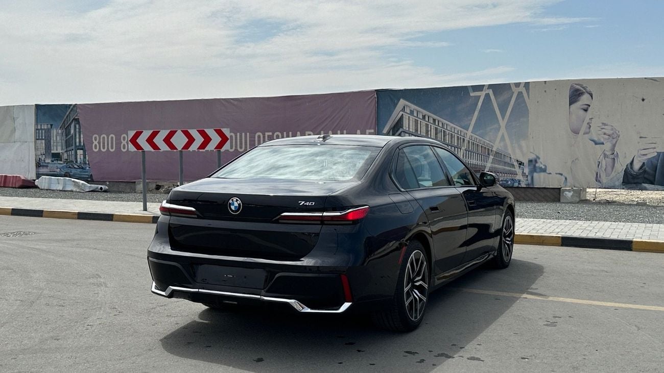 بي أم دبليو 740i 3.0L, V6