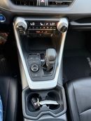 Toyota RAV4 Hybrid XLE 2.5L