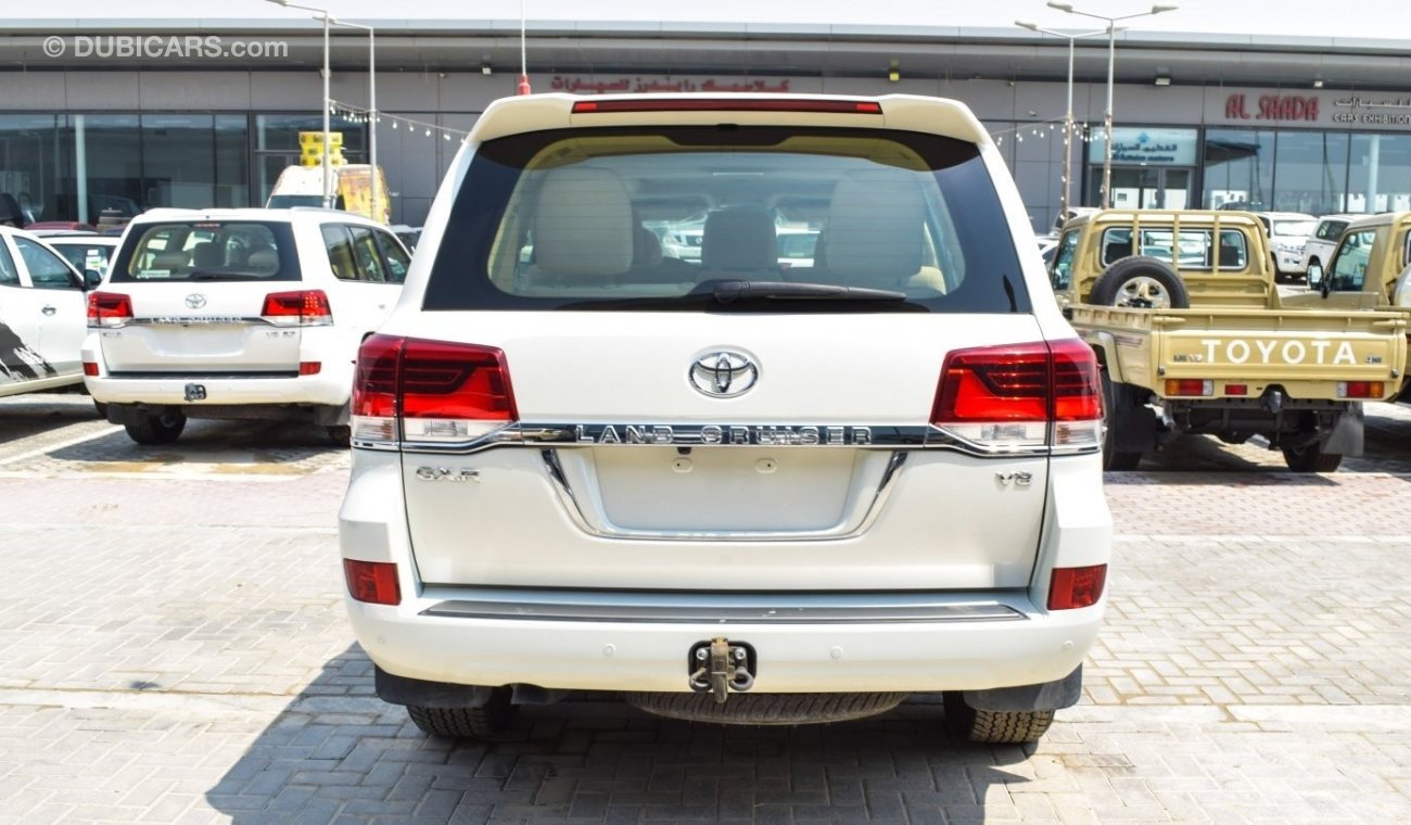 Toyota Land Cruiser GXR V8,Petrol