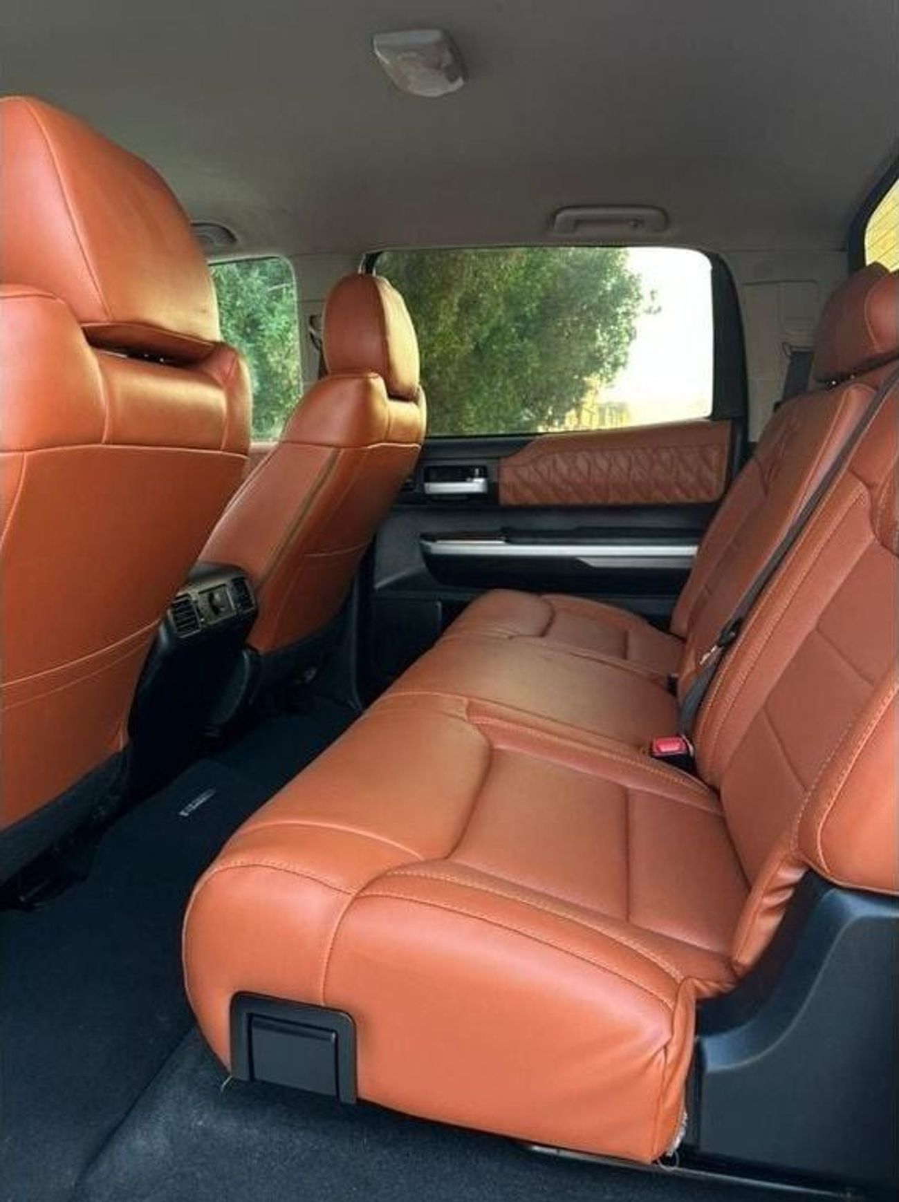 Toyota Tundra Crewmax 1974 Edition 5.7L