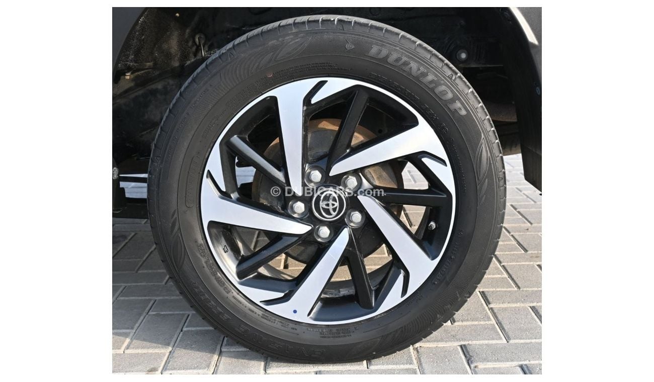 Toyota Rush EX 2021 (GCC ) very good condition without accident original paint