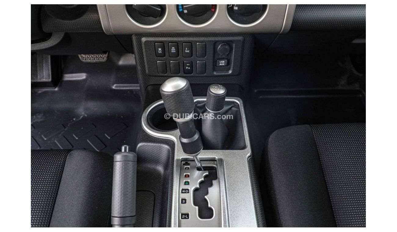 Toyota FJ Cruiser 2023 Toyota FJ Cruiser 4.0L  | JBL Speakers + Cruise + Voice Command | Export Only