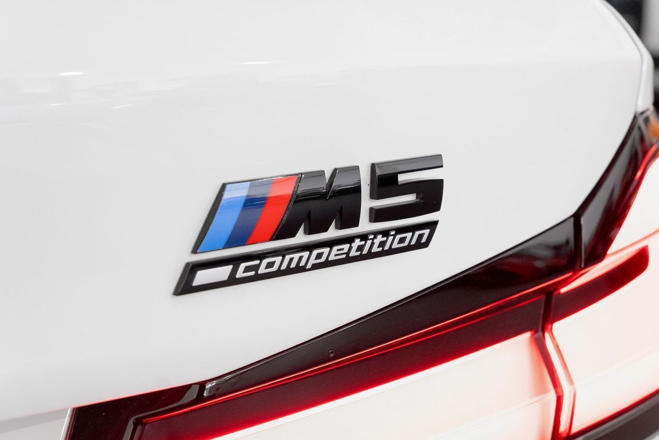 BMW M5 Competition 4.4L (617 HP)