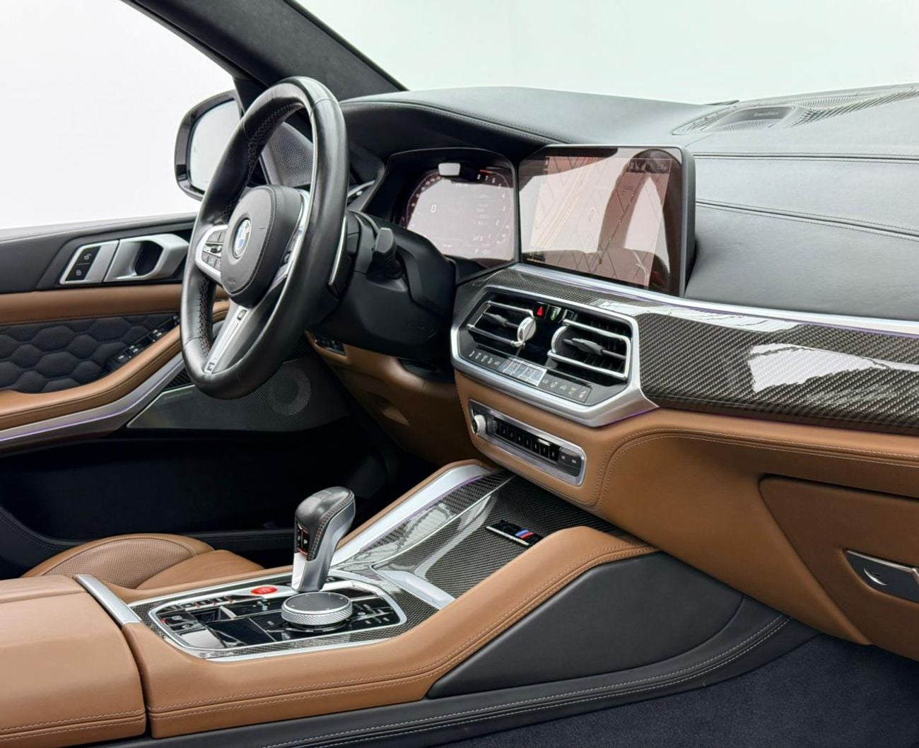 بي أم دبليو X5 M Competition 4.4L 2020 BMW X5M Competition, Warranty, Full BMW Service History, Carbon Fiber Package,