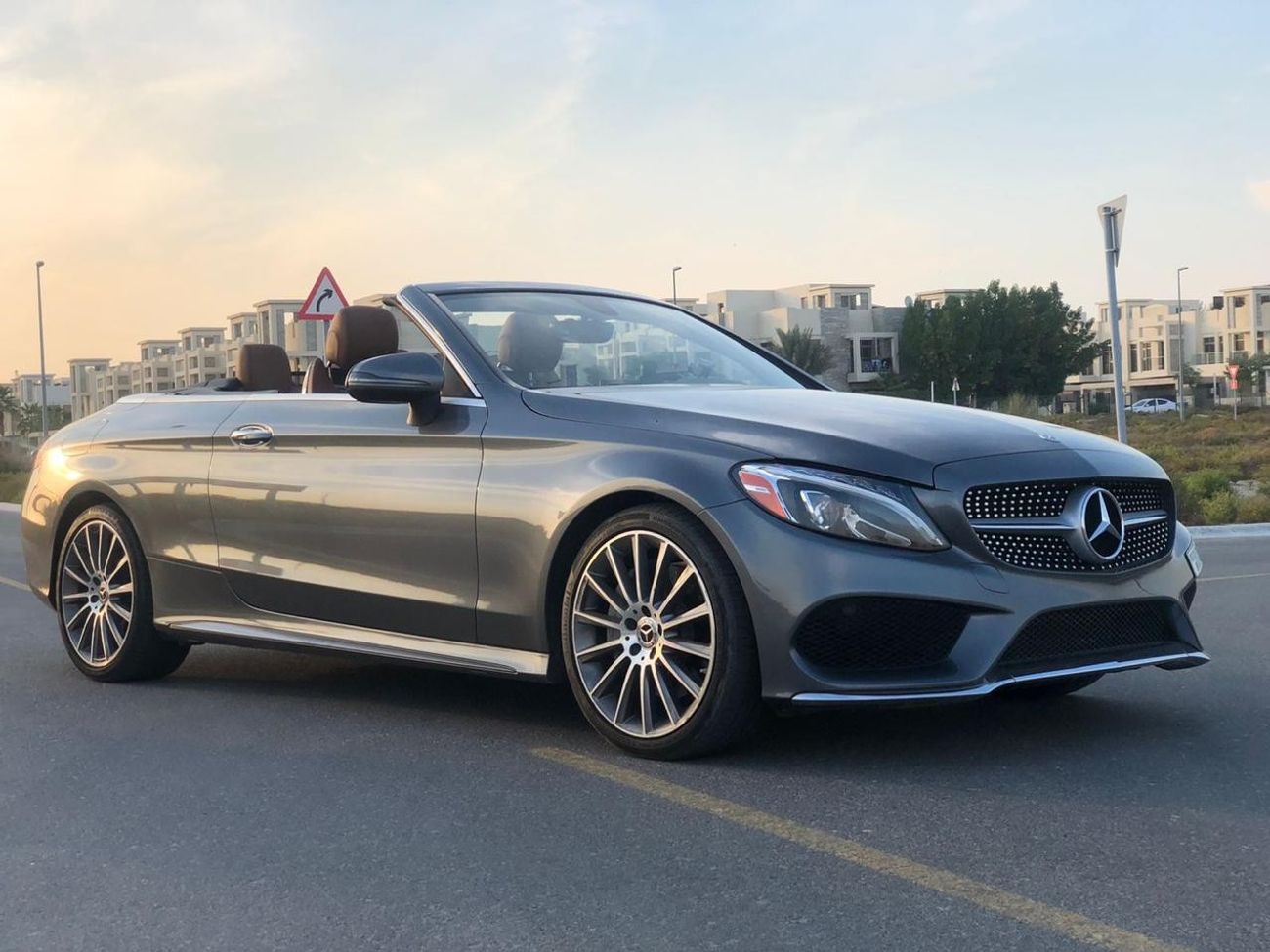 Mercedes-Benz EQC300 VERY CLEAN CAR