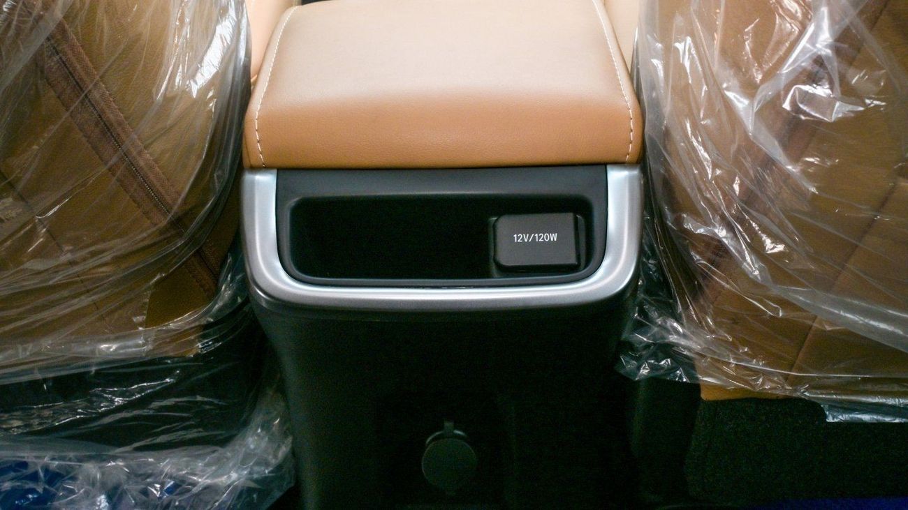 تويوتا فورتونر FORTUNER 4.0L Petrol V6 , SR5 Full Option