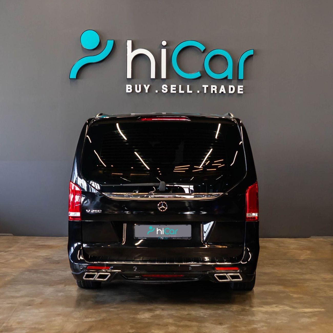 مرسيدس بنز V 250 AED 2,682 P.M • 0% Downpayment • Mercedes-Benz V 250 VIP Design • 1 Year Warranty