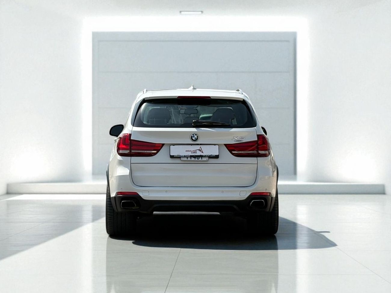 BMW X5 50i Exclusive 4.4L (5 Seater) | 2015 | GCC SPECS | Full Option