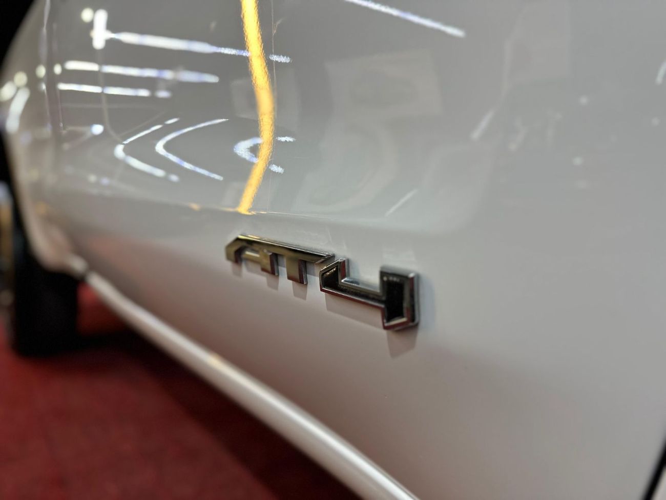 GMC Sierra 5.3L V8 AT4 Regular Cab (AWD)