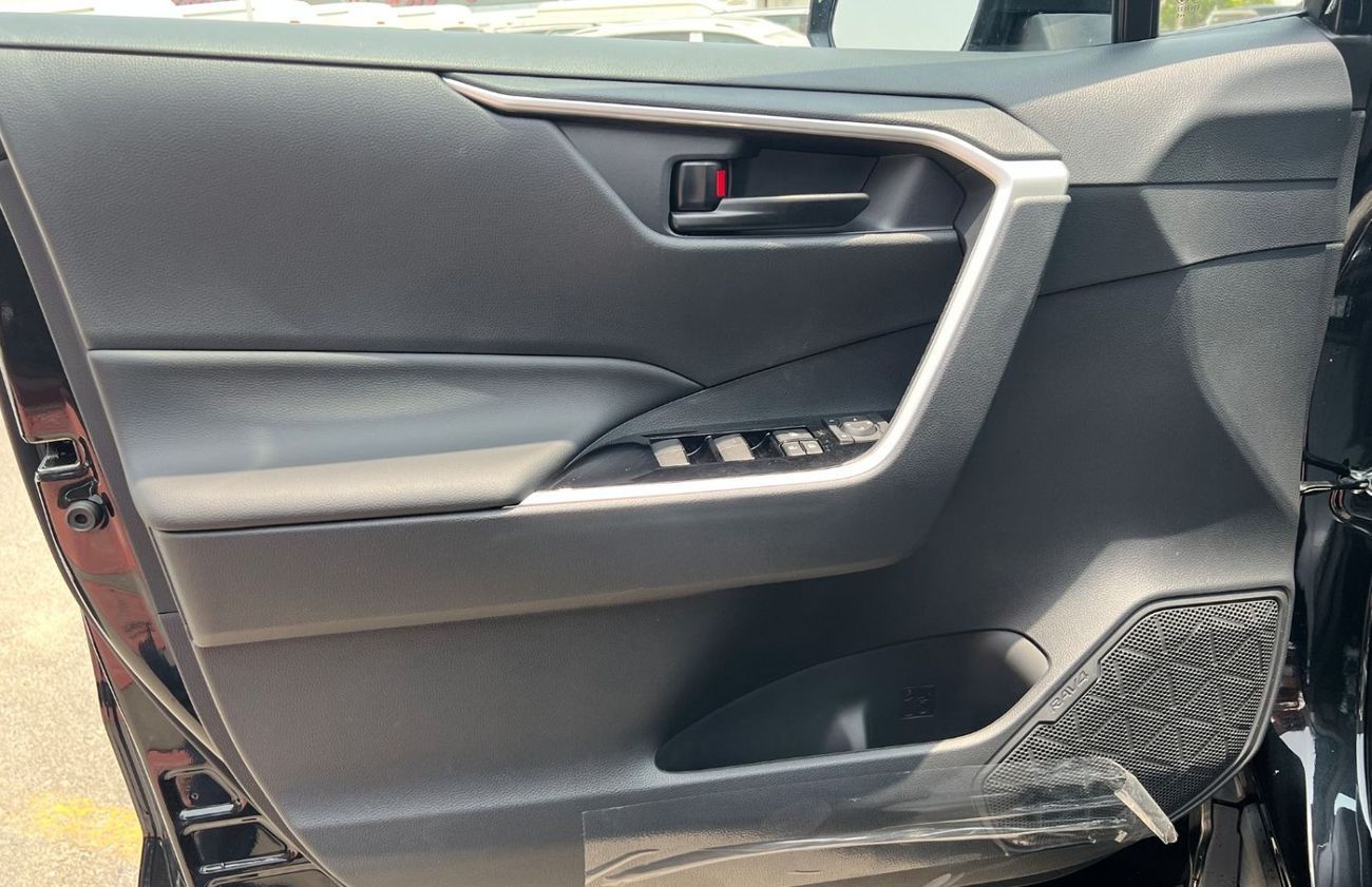 تويوتا راف ٤ 2025 RAV4 Basic EXPORT ONLY