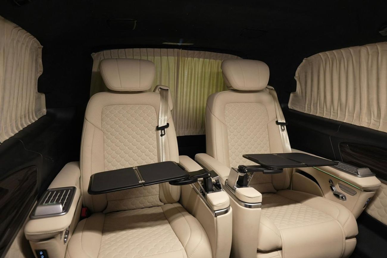 مرسيدس بنز V 250 Star Lights I TV | Alcantara | Full Option | Brabus Design