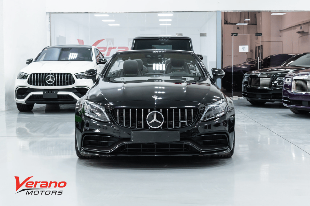 مرسيدس بنز C 63S AMG Std 4.0L (4 Seater)