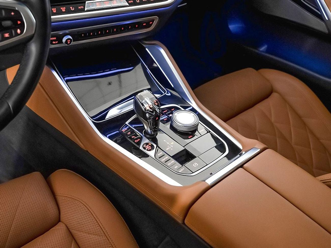 بي أم دبليو X6 M50i 4.4L