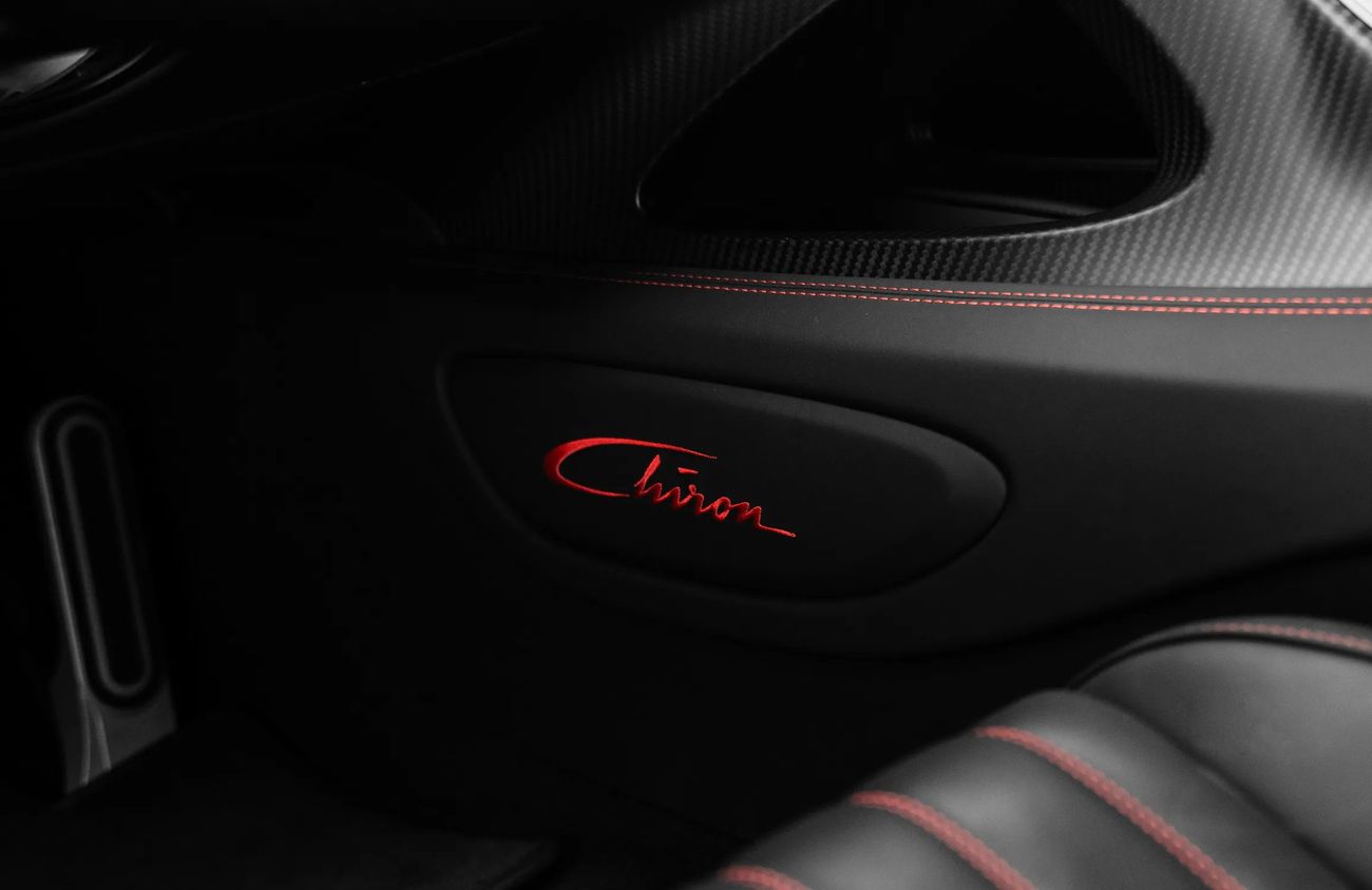 بوغاتي شيرون 8.0L W16 Quad-Turbo Engine