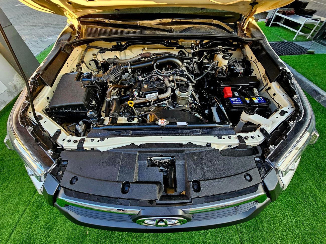 Toyota Hilux PATROL/ AUTO GEAR 4WD/ AUTO WINDOWS/ ADVENTURE BODY/ LOW MILEAGE