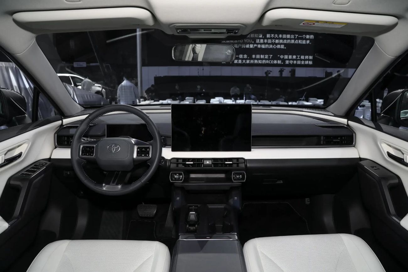 Toyota RAV4 2.5L 4WD