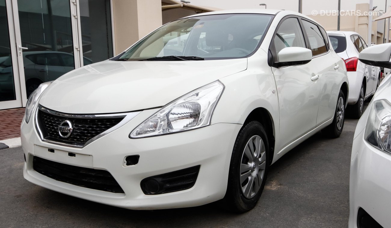 Nissan Tiida