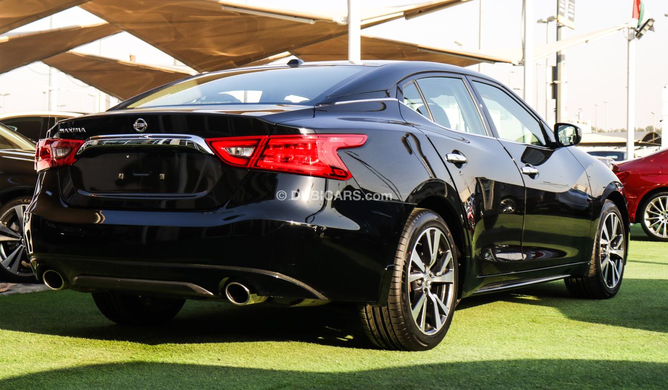 Nissan Maxima