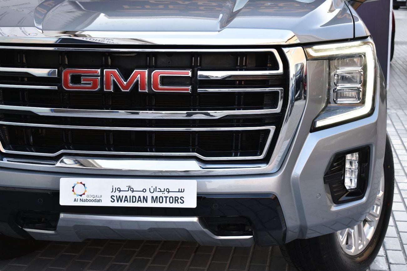 GMC Yukon AT4 5.3 V8 SLT (AWD)