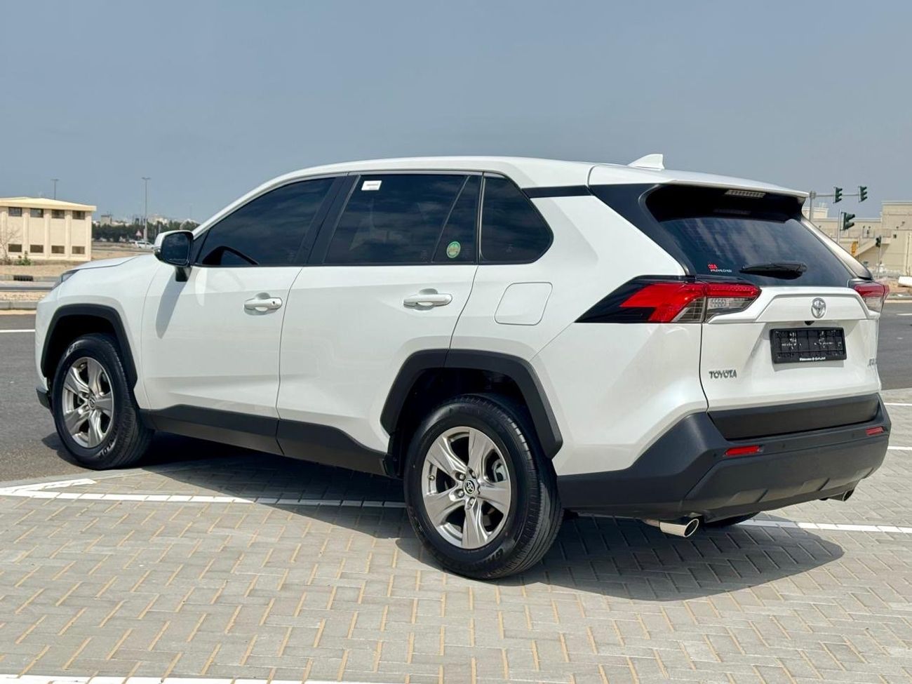 تويوتا راف ٤ Toyota RAV4 2024 GCC . Free accident. Full service history