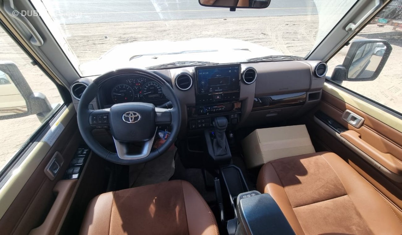 Toyota Land Cruiser Hard Top LX76 4.0L PETROL A/T FULL OPTION 2024YM
