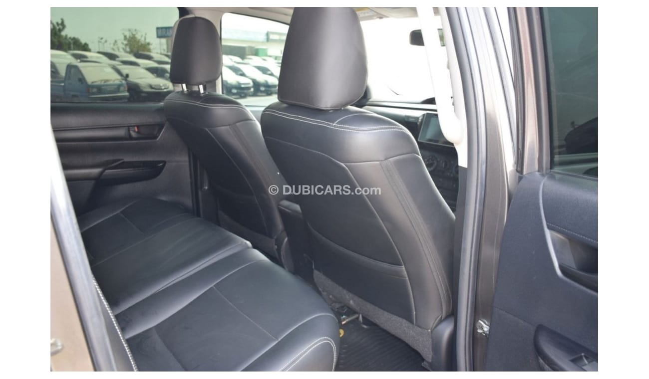 تويوتا هيلوكس