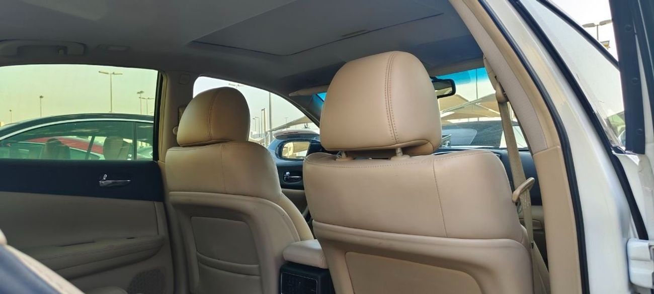 Nissan Maxima Maxima