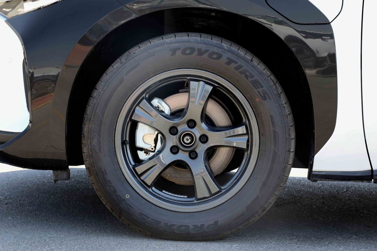 Toyota bZ4X 2022 Toyota bZ4X X-Mode Pro - White inside Grey