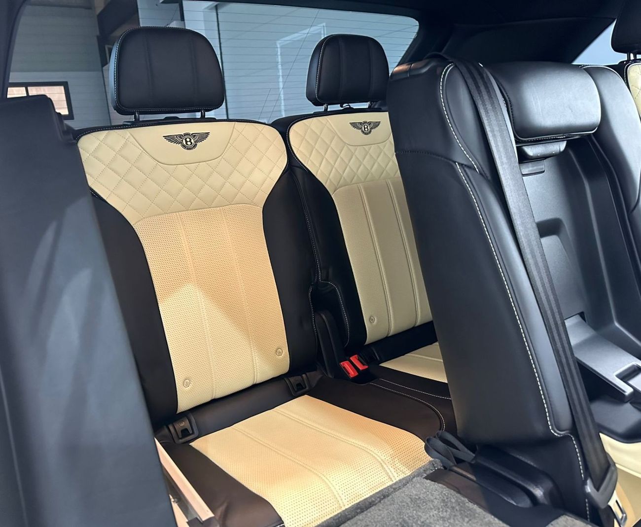 Bentley Bentayga Std 2017 Bentley Bentayga W12 7 Seater, Warranty, Service History, Full Options, Euro Specs