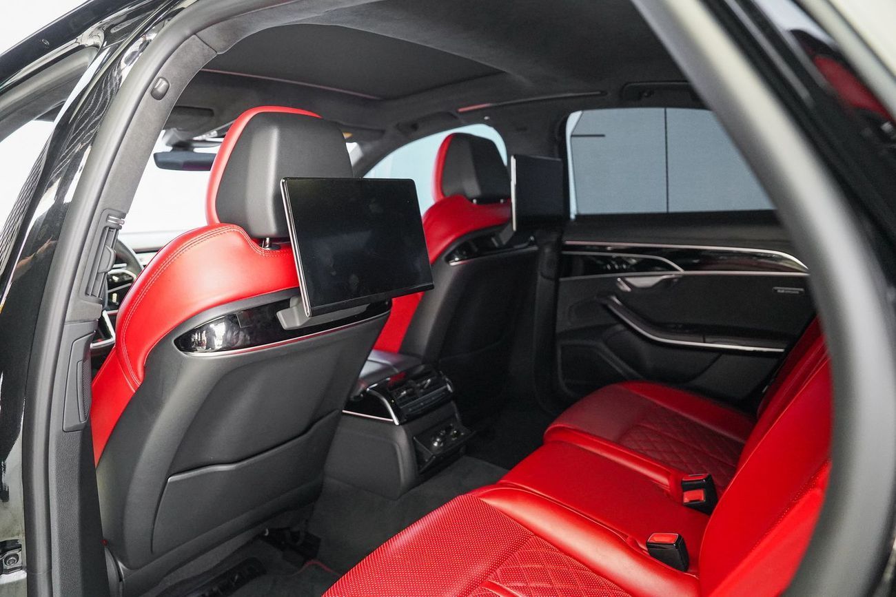 أودي S8 TFSI quattro 4.0L