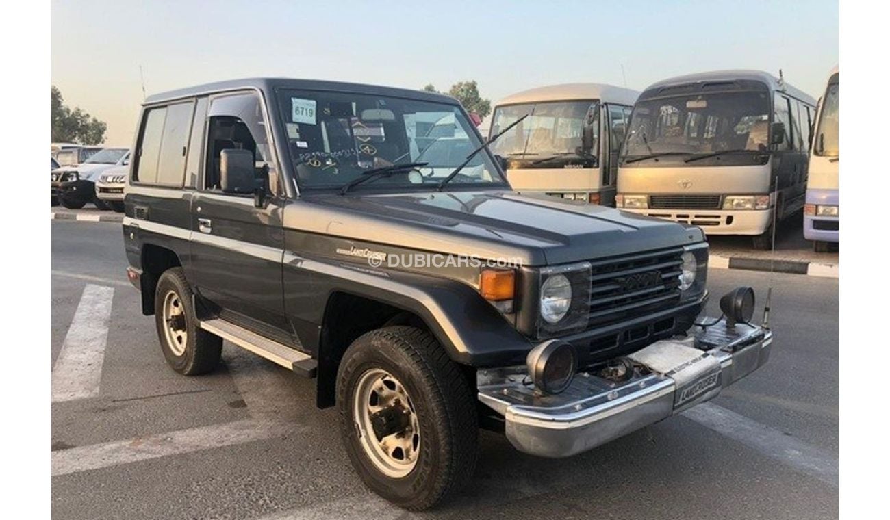 تويوتا لاند كروزر Land Cruiser (Stock no PM25)