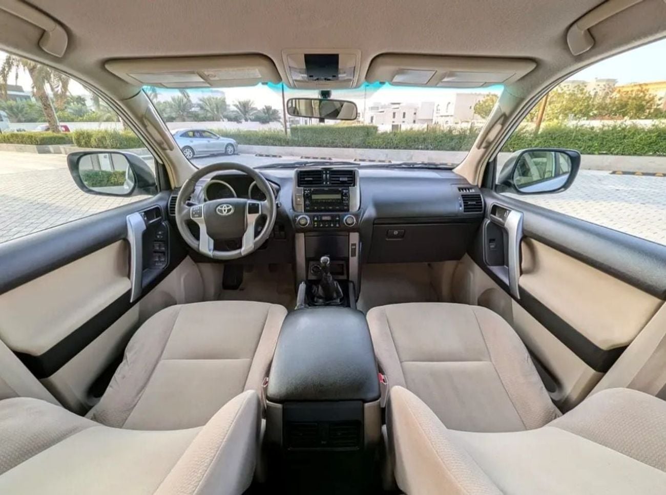 Toyota Prado Toyota prado 2012model 3.0L v4 Diesel Engine Colour White Transmission Manual Interior Beige 7seats