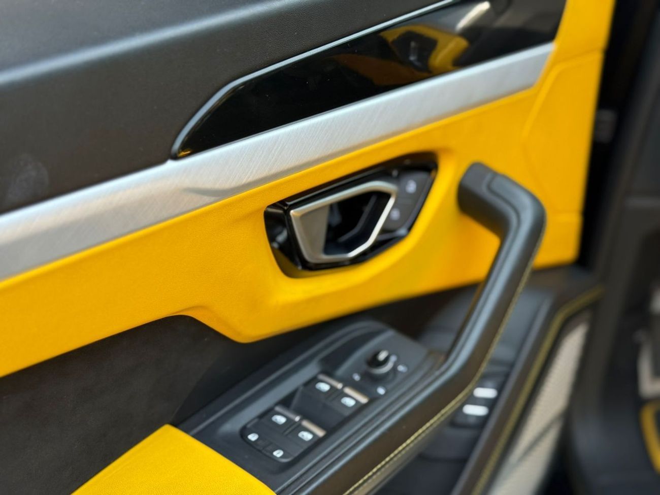 Lamborghini Urus STD 4.0T V8