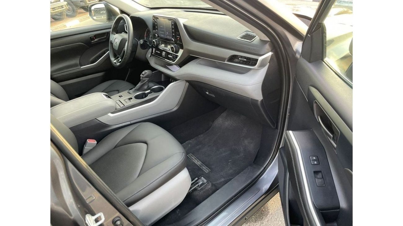 Toyota Highlander 2020 Toyota Highlander LE+ 3.5L V6 MidOption+ 7 Seater -