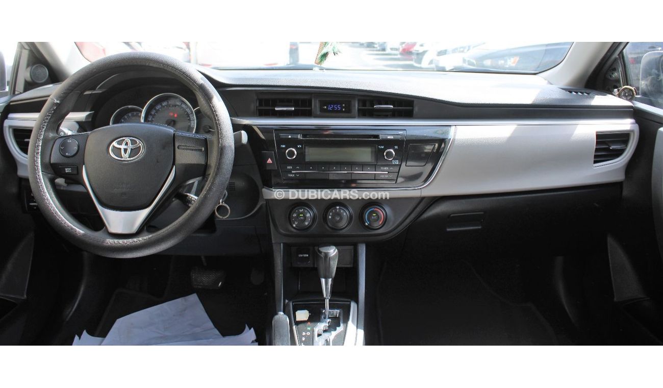 Toyota Corolla SE ACCIDENTS FREE - GCC - PERFECT CONDITION INSIDE OUT - ENGINE 2000 CC