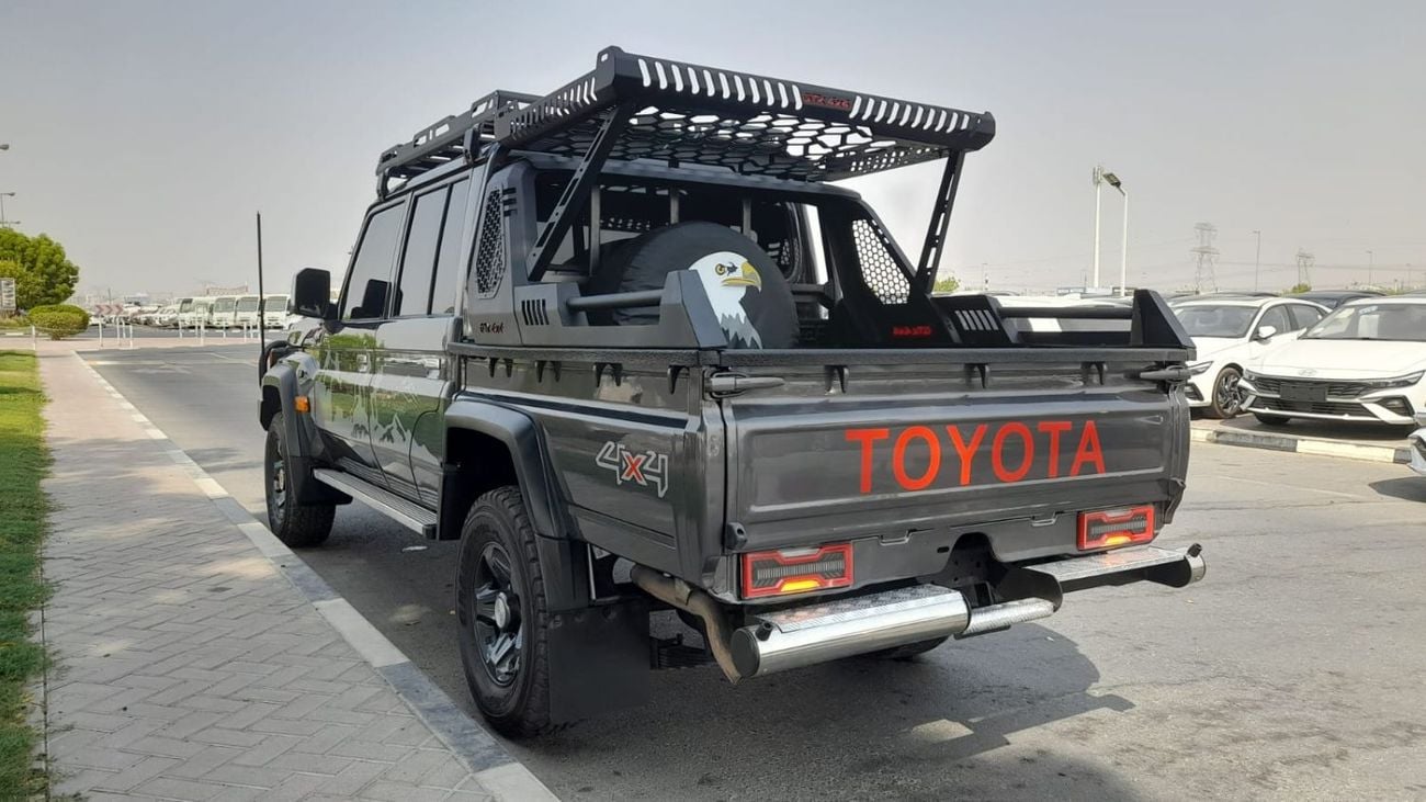 تويوتا لاند كروزر بيك آب Double Cabin 4.5L