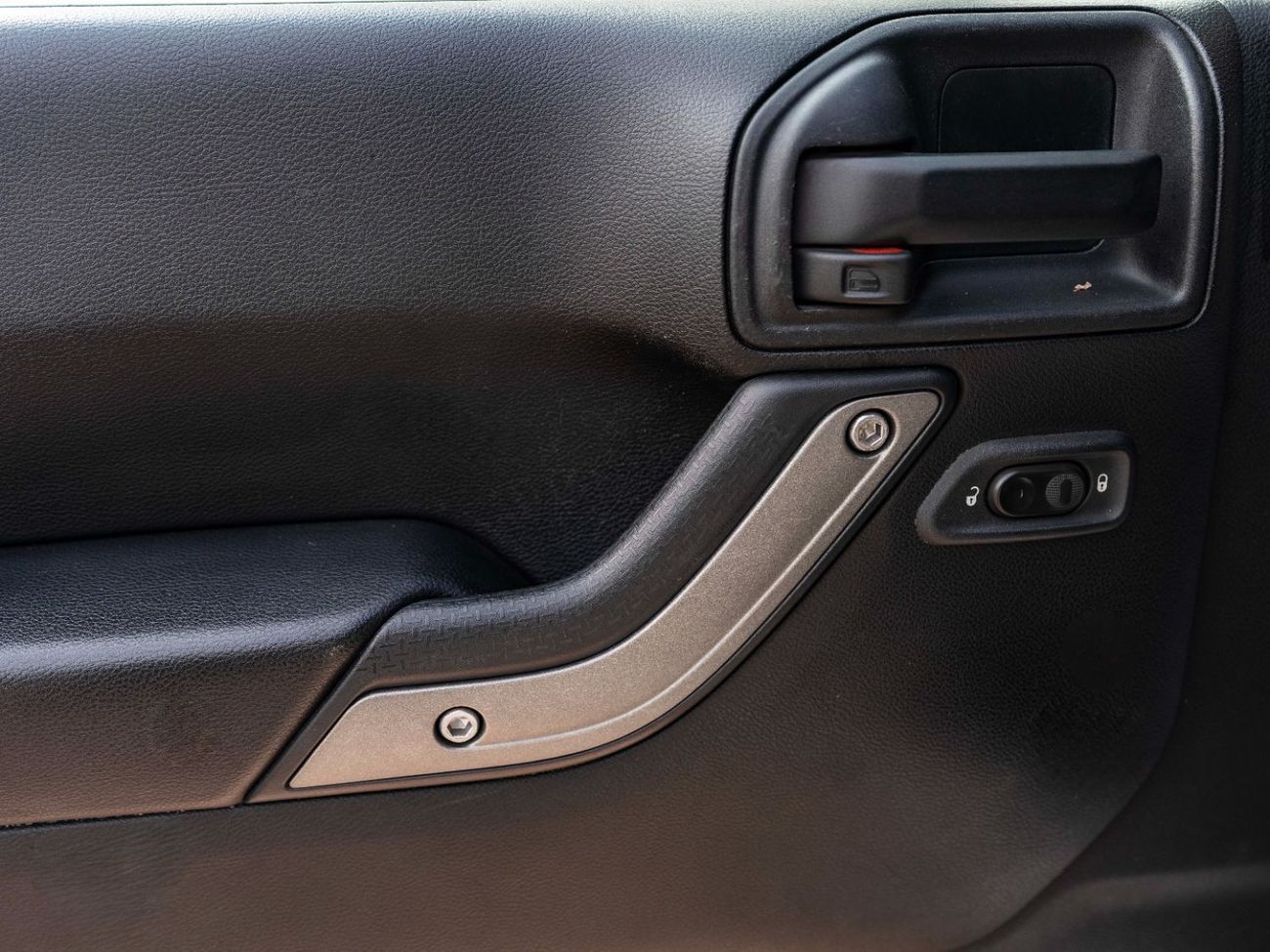 جيب رانجلر Sport 3.6L A/T (5 Seater)