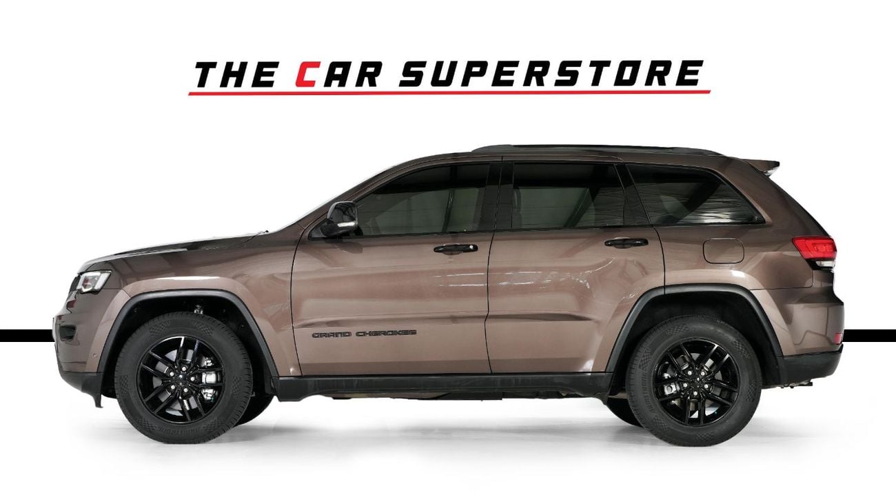 Jeep Grand Cherokee LIMITED GCC-Al Futtaim Warranty & Service Contract-Full Service History-Black Pack