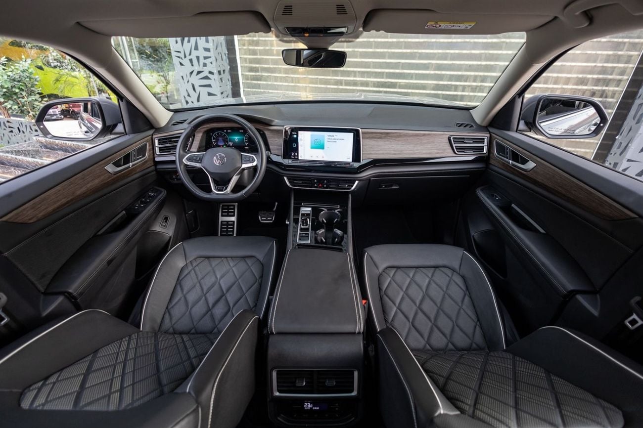 Volkswagen Teramont R LINE Volkswagen Teramont R-Line 2024 GCC | Agency Warranty | Service Contract