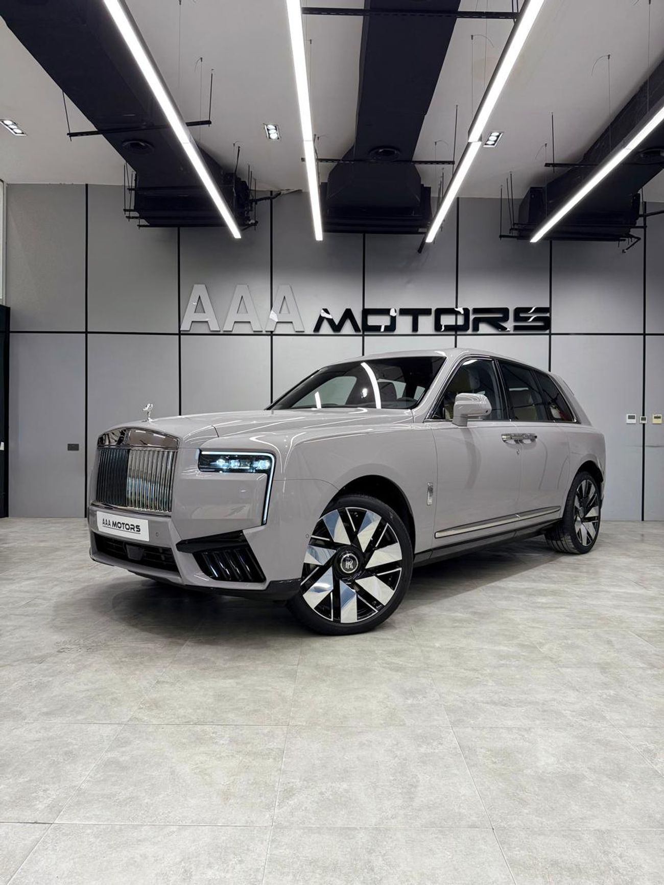 Rolls-Royce Cullinan | Brand New | GCC Specs | 4 Years Warranty & Service | Open Mileage