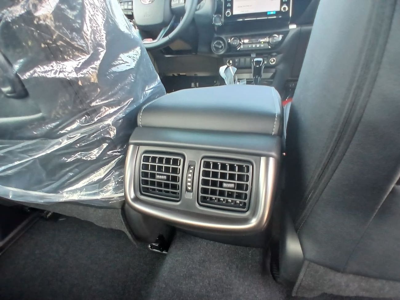 تويوتا هيلوكس TOYOTA HILUX GR SPORT - 2.8L- DSL - AT - 2026 MY (GCC)