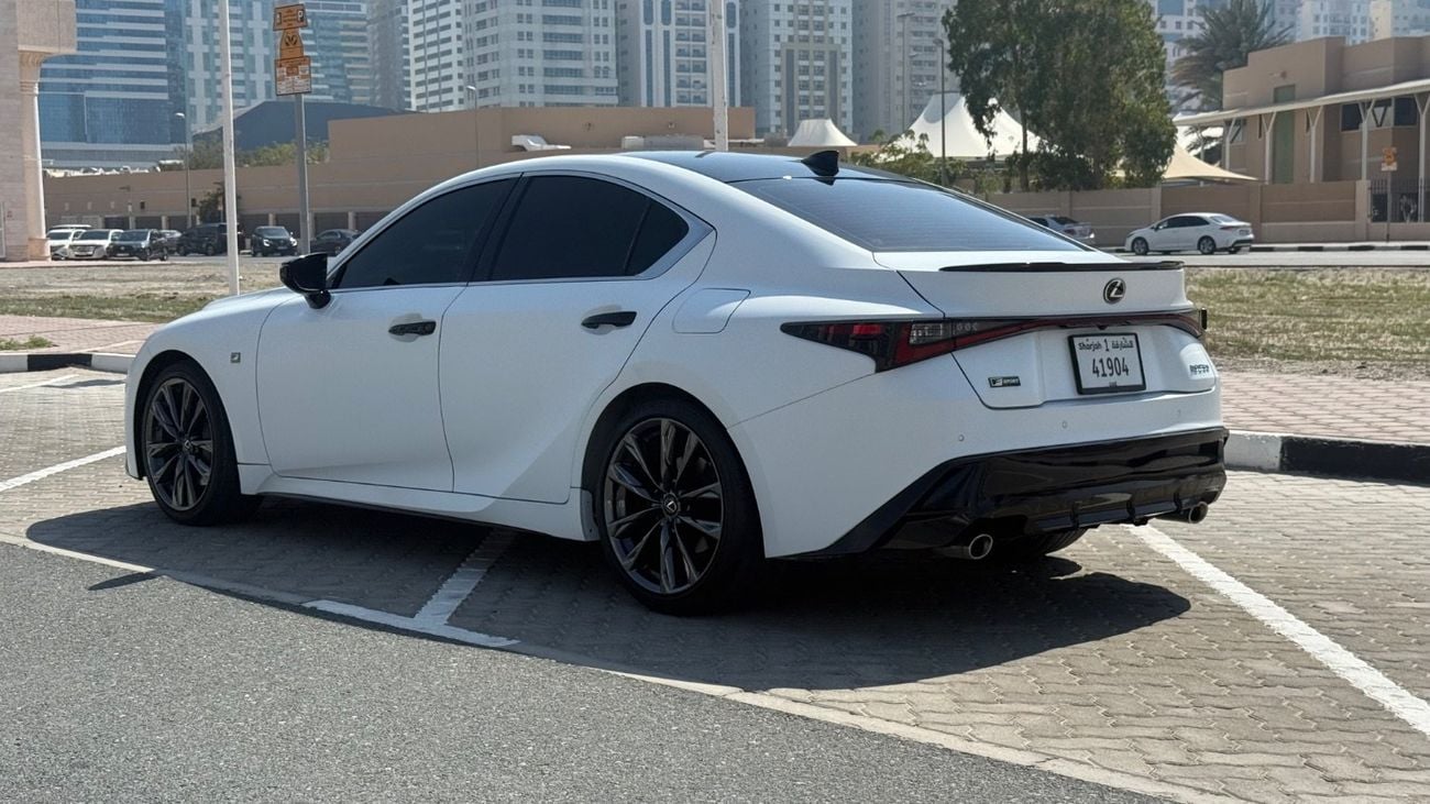 لكزس IS 350 F Sport Platinum 3.5L