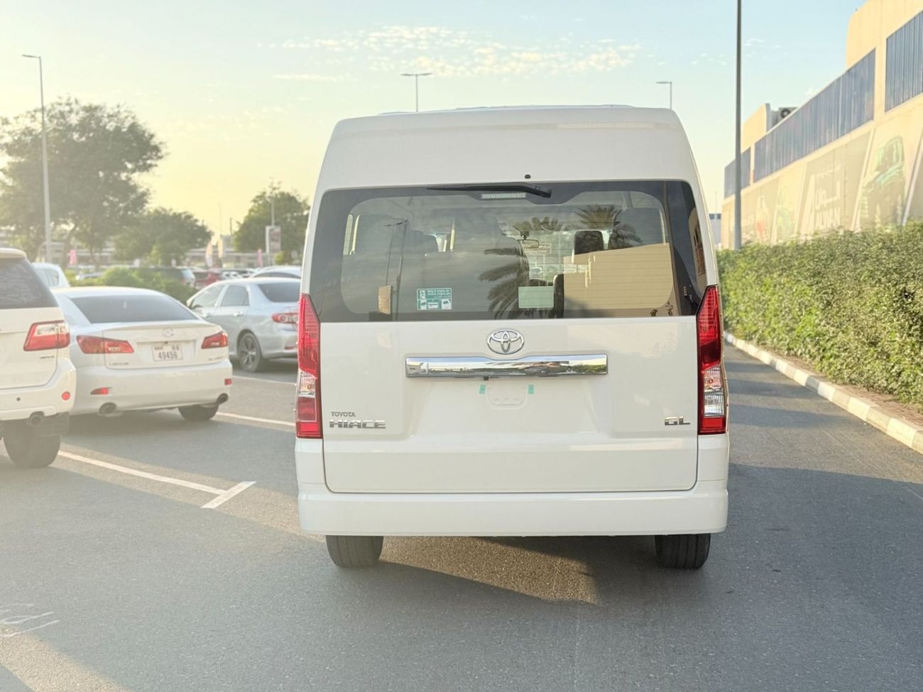 Toyota Hiace 2026 Toyota Hiace GL 13-Seater High-Roof Full-Option 3.5L V6 Petrol A/T RWD Export Only