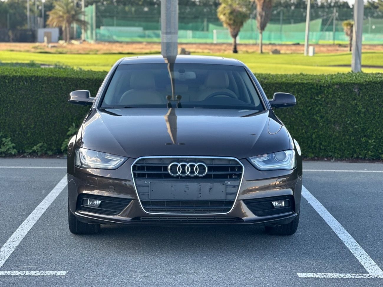 أودي A4 TFSI quattro S-لاين موديل 2015 خليجي فل مواصفات كرأسي جلد ومثبت سرعه وتحكم كهربي كأمل ونظام صوت ممتا