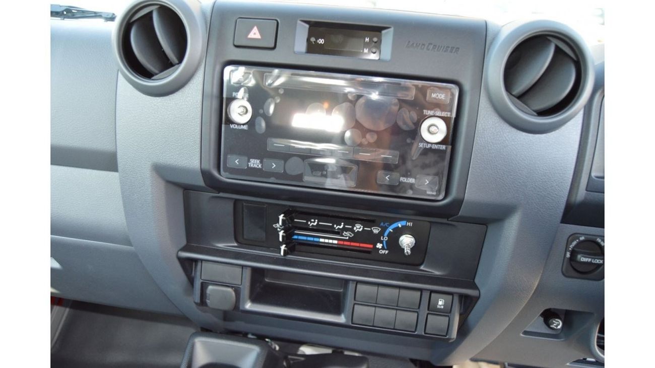 Toyota Land Cruiser 70 3 Doors