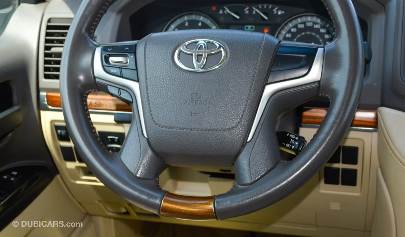 Toyota Land Cruiser Left hand drive electric seats V6 petrol Auto low kms built in air pressure system can be used in Du