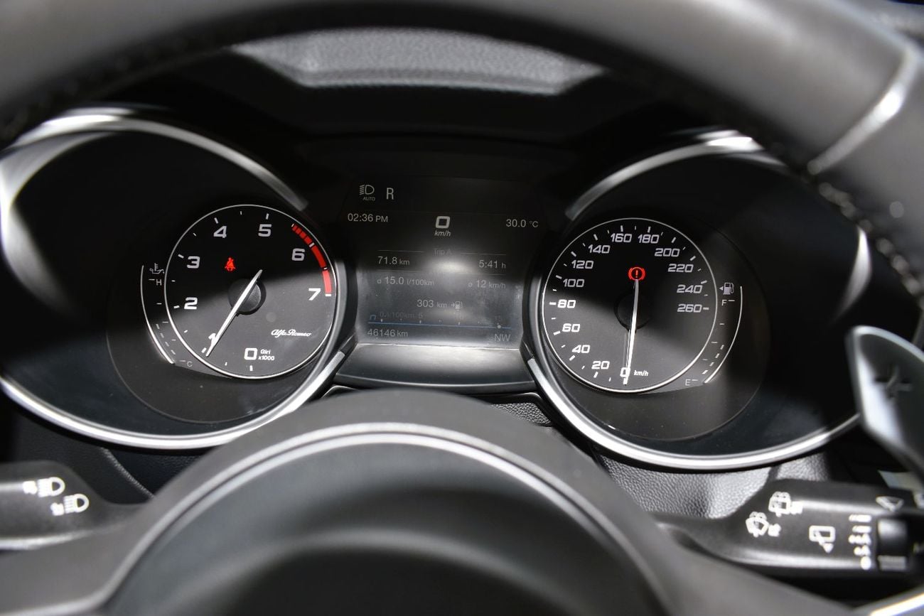 Alfa Romeo Stelvio Super 2.0L