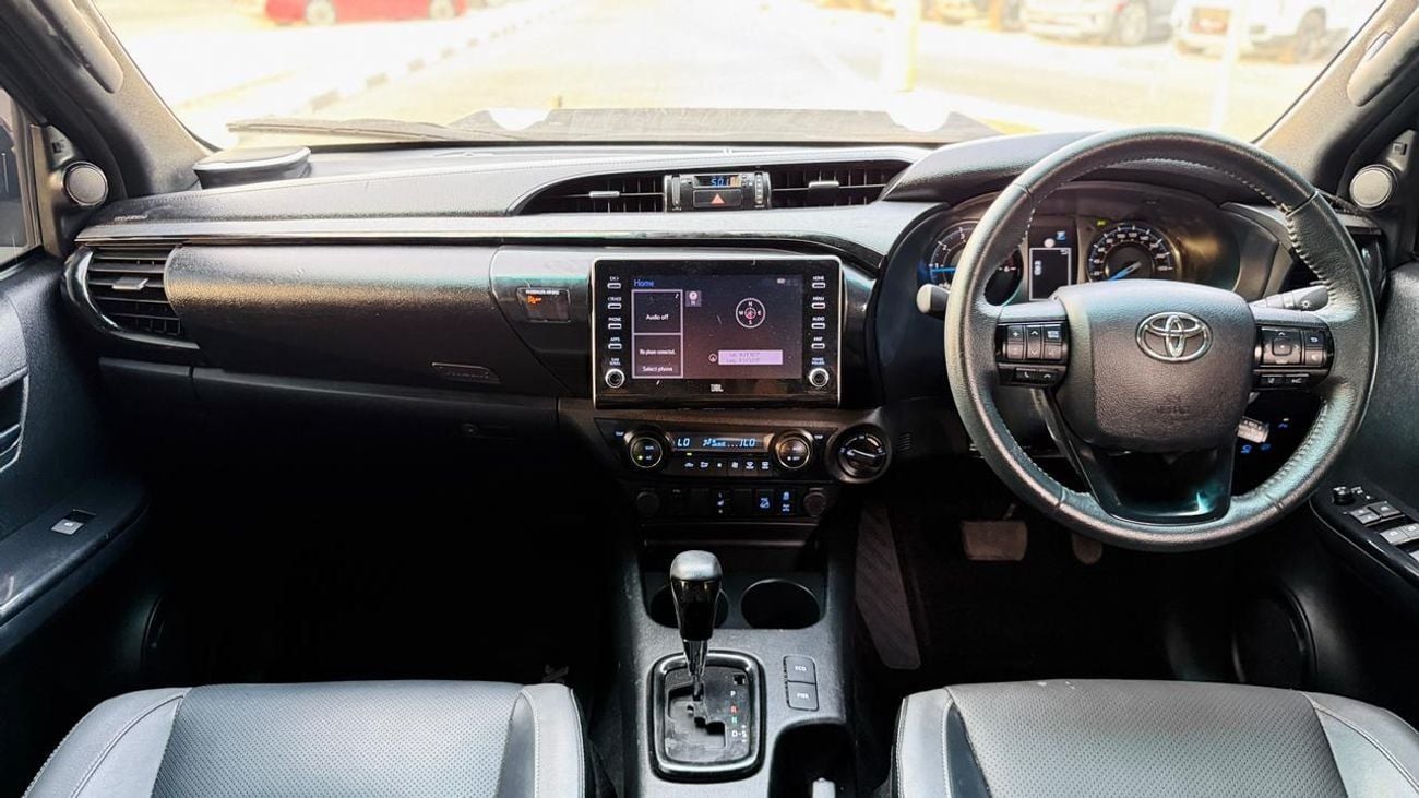 Toyota Hilux MODIFIED TO ROCCO GR SPORTS | NUDGE BAR | AUTO TRANSMSSION | LEATHER SEATS | JBL MULTIMEDIA SCREEN A