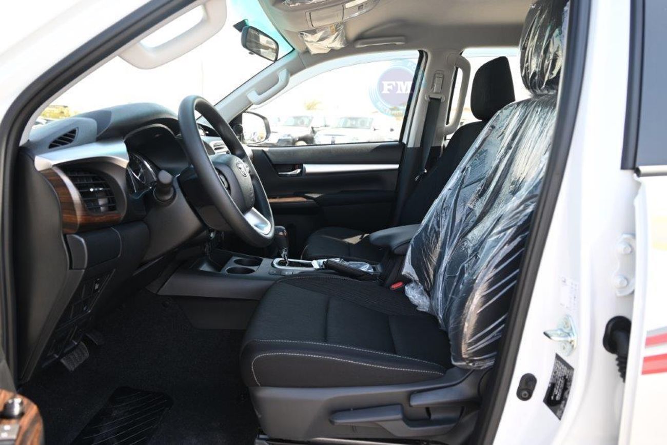تويوتا هيلوكس Double Cab SR5 2.7L Petrol 4WD Automatic