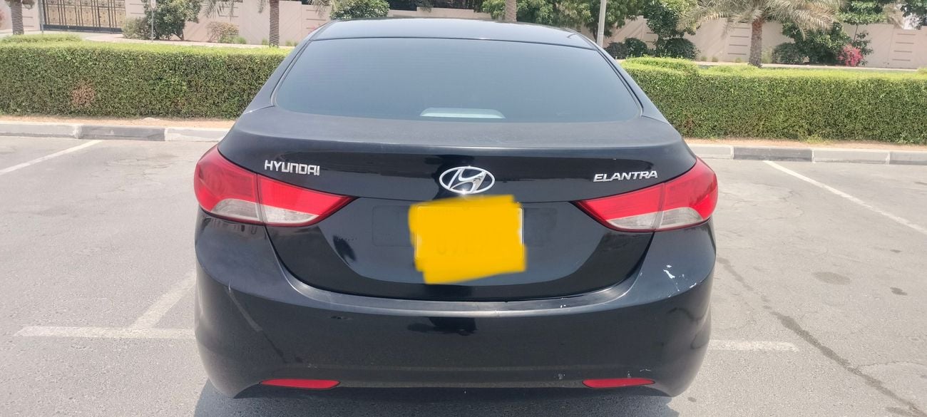 هيونداي إلانترا